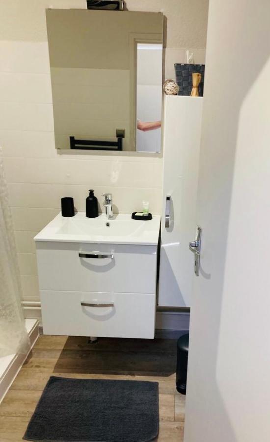 Appartement Calme Et Bien Situe 塔布 外观 照片